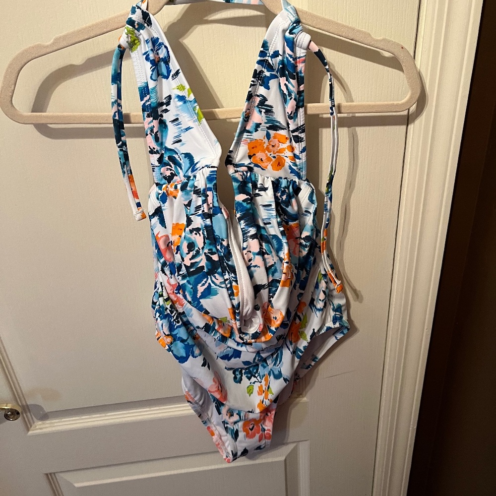 One piece bathing suit